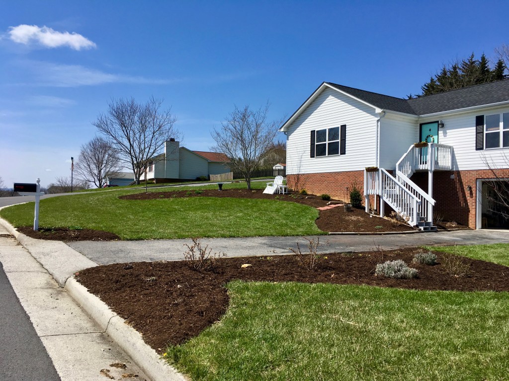 final day front beds mulched